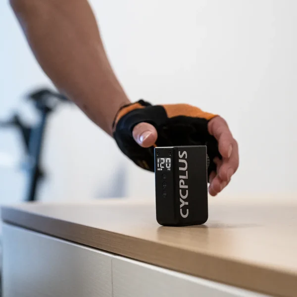 Cycplus AS2 Pro elektronikus mini kerékpáros pumpa - Image 3