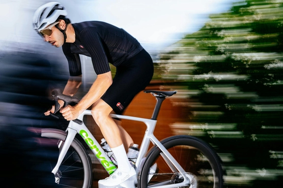 Cervélo Soloist Ultegra Di2 Serpentine Országúti Kerékpár - 58 - Image 5