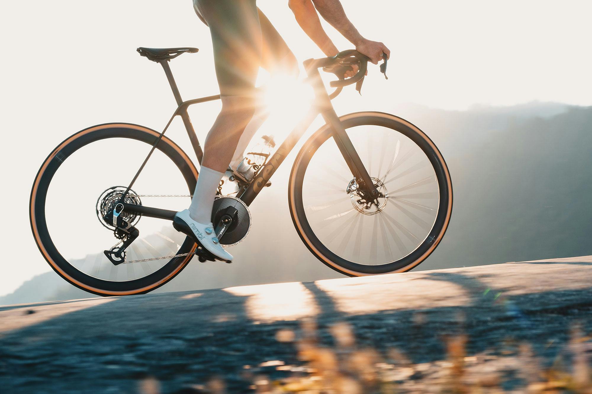 Cervélo R5 Five Black/Bronze országúti kerékpár - Image 6